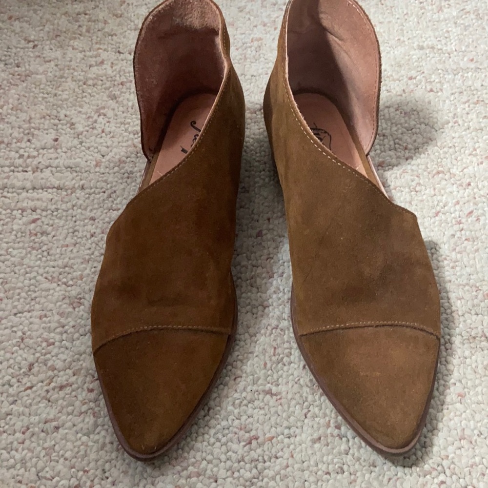 Free people suede cutout shoe